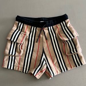 Burberry shorts youth unisex
